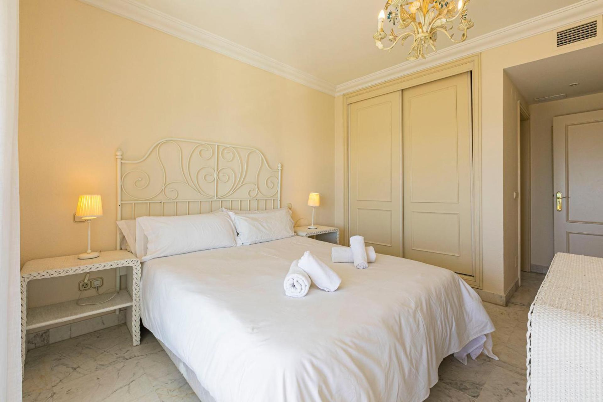Puerto Banus, Marina Banus, 2Br, 2Bth, Seaviews And Parking Apartment Marbella Luaran gambar